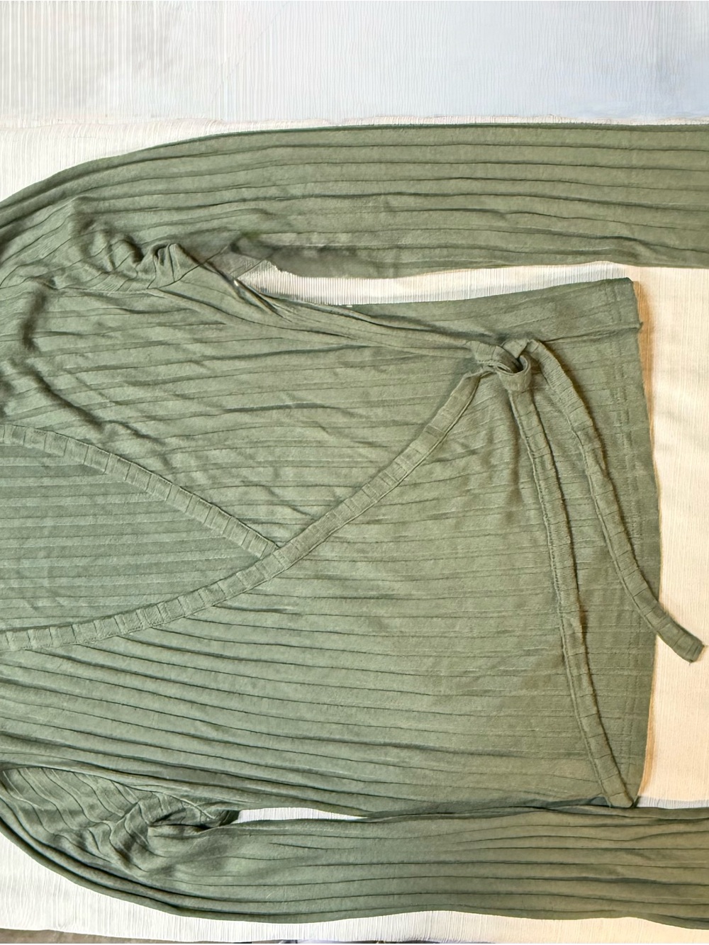 dip Olive Green Wrap Style  Ribbed Women's Top - Picture 14 of 14